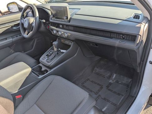 Used 2024 Honda CR-V EX image 19