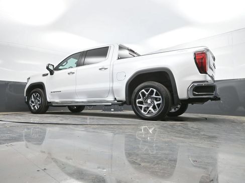 Used 2024 GMC Sierra 1500 SLT w/ SLT Premium Package AWD/4WD image 37