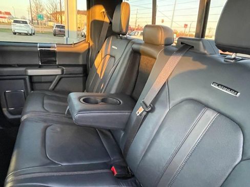 Used 2022 Ford F350 Platinum image 19