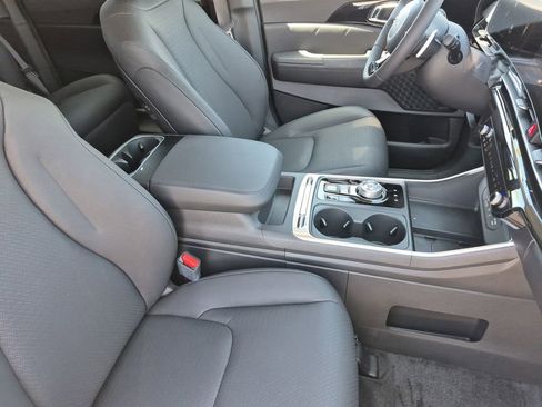 New 2026 Kia Carnival SX Prestige image 18