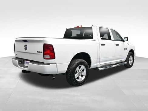 Used 2018 RAM 1500 Express AWD/4WD image 5