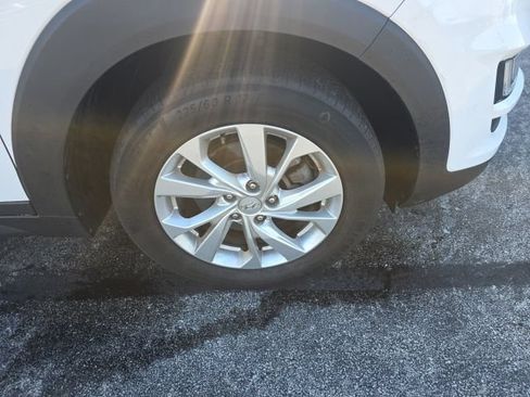 Used 2019 Hyundai Tucson SE w/ Cargo Package AWD/4WD image 12