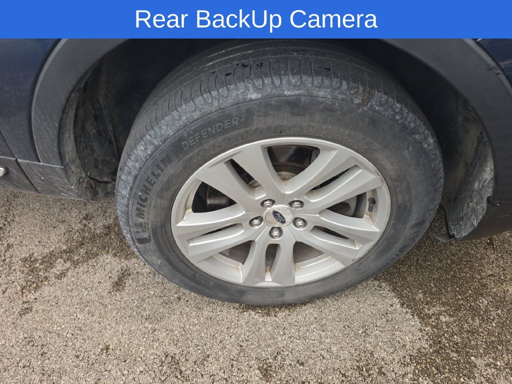 Used 2018 Ford Explorer XLT w/ Equipment Group 201A AWD/4WD image 2