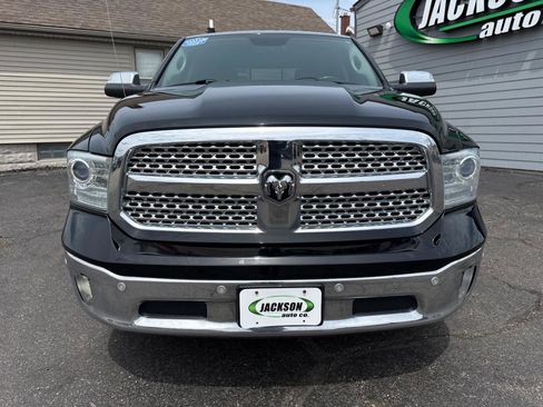 Used 2014 RAM 1500 Laramie w/ Convenience Group AWD/4WD image 8