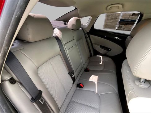 Used 2012 Buick Verano FWD image 12