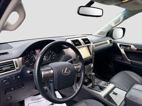 Used 2018 Lexus GX 460 w/ Navigation Package AWD/4WD image 11