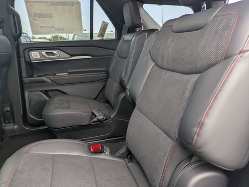 New 2026 Ford Explorer ST RWD image 15