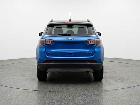 Used 2025 Jeep Compass Limited AWD/4WD image 7