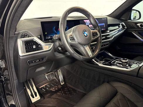 Certified 2024 BMW X7 xDrive40i w/ Executive Package AWD/4WD image 25