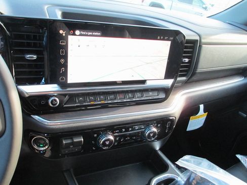 New 2026 GMC Sierra 1500 SLT w/ SLT Premium Plus Package image 17