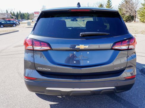 Used 2023 Chevrolet Equinox LT image 5