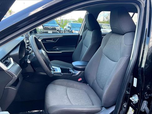 Used 2024 Toyota RAV4 XLE image 23