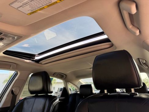 Used 2014 Toyota Avalon Limited FWD image 17