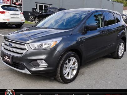 Used 2019 Ford Escape SE