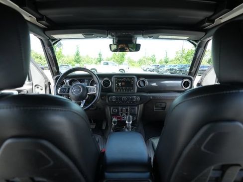 Used 2022 Jeep Wrangler Unlimited Rubicon w/ Trailer Tow Package AWD/4WD image 24