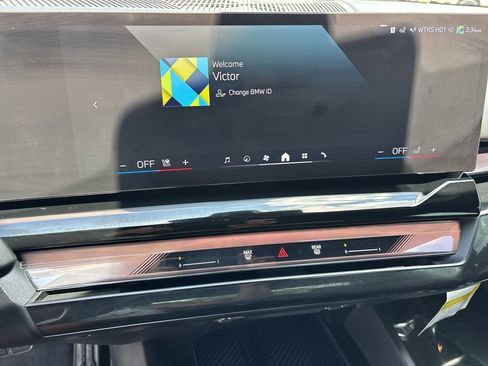Used 2024 BMW 540i xDrive w/ M Sport Package AWD/4WD image 22
