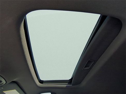 Used 2024 Buick Envista Avenir image 15