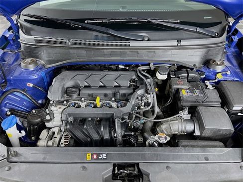 Used 2024 Hyundai Venue SEL image 27