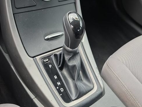 Used 2016 Hyundai Elantra SE FWD image 23