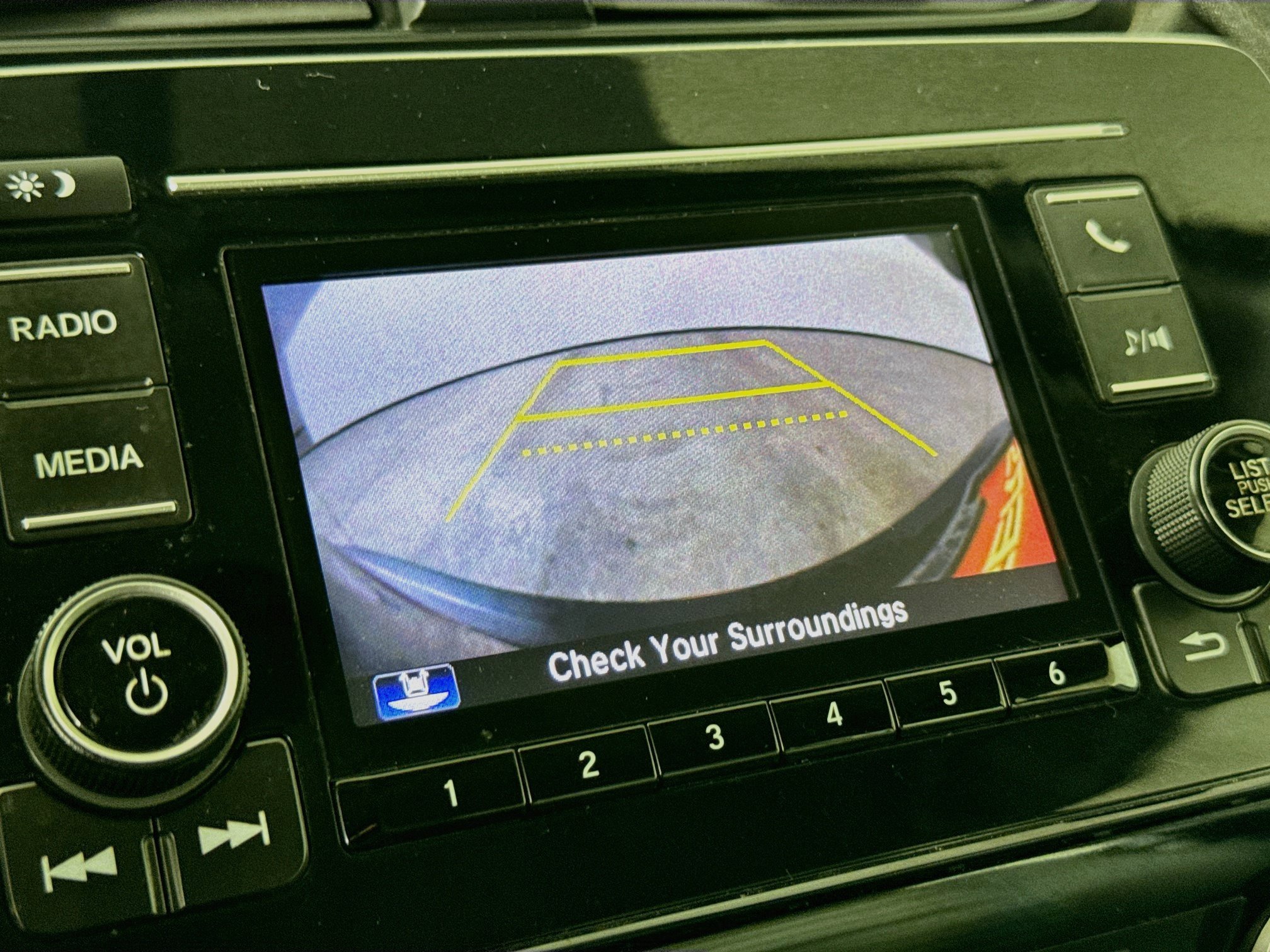 Used 2019 Honda CR-V LX image 18