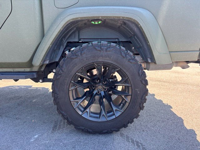 Used 2021 Jeep Gladiator Mojave w/ Trailer Tow Package AWD/4WD image 6