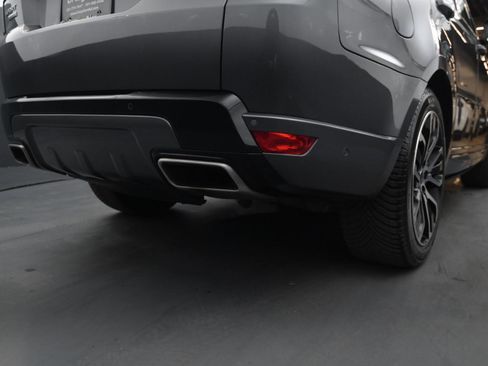 Used 2018 Land Rover Range Rover Sport Supercharged image 18