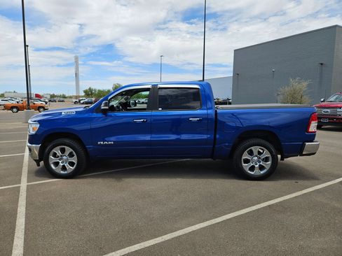 Used 2019 RAM 1500 Big Horn AWD/4WD image 2