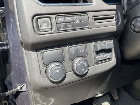 Used 2023 Chevrolet Tahoe RST w/ Luxury Package RWD image 16