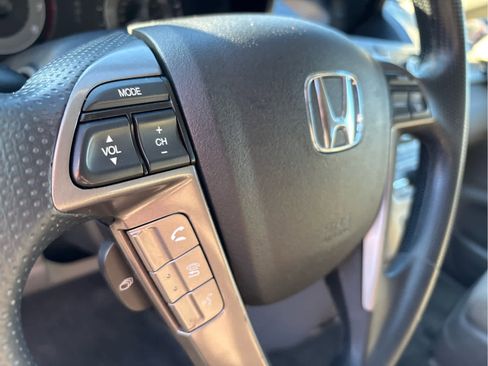 Used 2017 Honda Odyssey LX image 11