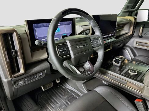 Used 2024 GMC Hummer EV 3X w/ LPO, Sport Package AWD/4WD image 9