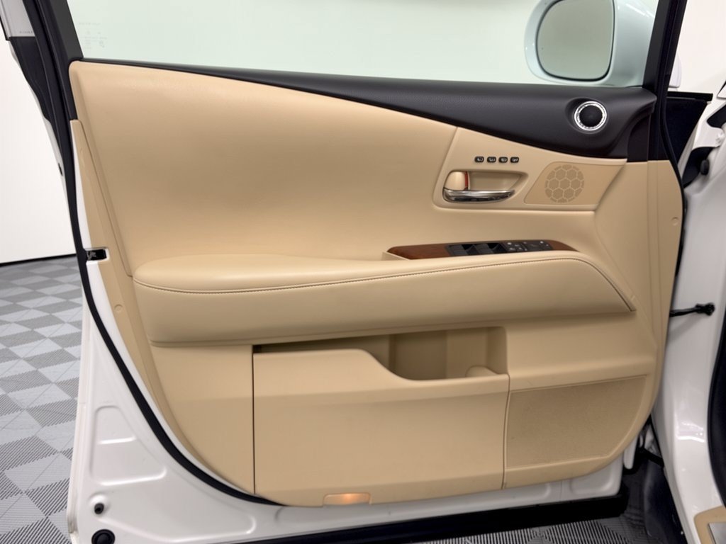 Used 2013 Lexus RX 350 FWD w/ Premium Pkg image 14