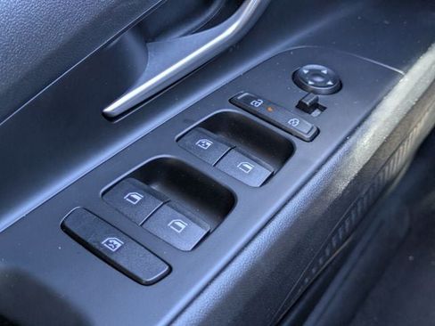 Used 2024 Hyundai Elantra SEL FWD image 22