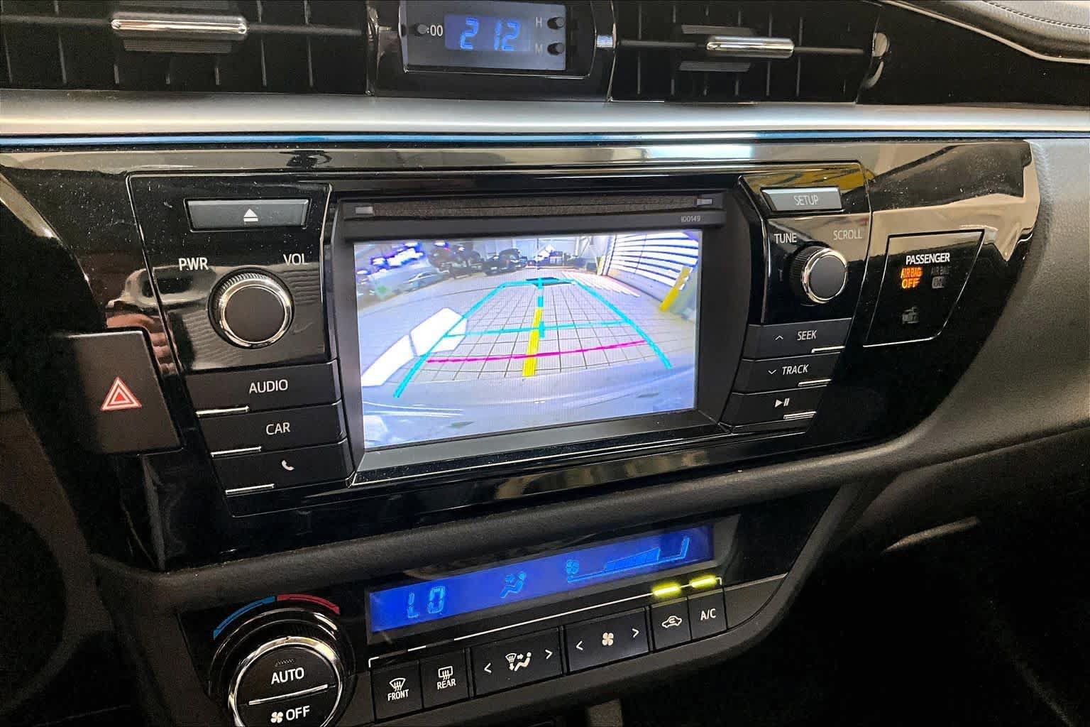 Used 2015 Toyota Corolla S FWD image 28