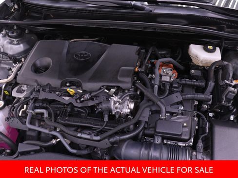 Used 2025 Toyota Camry SE FWD image 17
