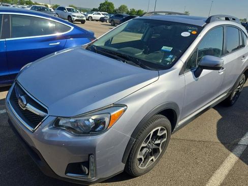Used 2017 Subaru Crosstrek 2.0i Limited AWD/4WD image 2