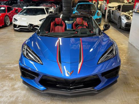 Used 2021 Chevrolet Corvette Stingray Premium Conv w/ Z51 Performance Package RWD image 3