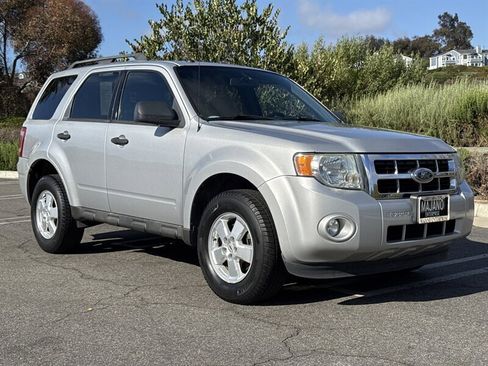 Used 2009 Ford Escape XLT image 8