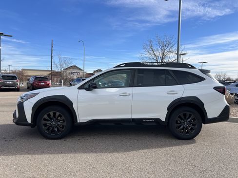 Used 2023 Subaru Outback Onyx Edition image 12