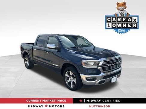 Used 2022 RAM 1500 Laramie AWD/4WD image 1