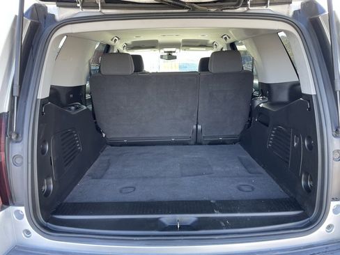 Used 2020 Chevrolet Tahoe LS image 7
