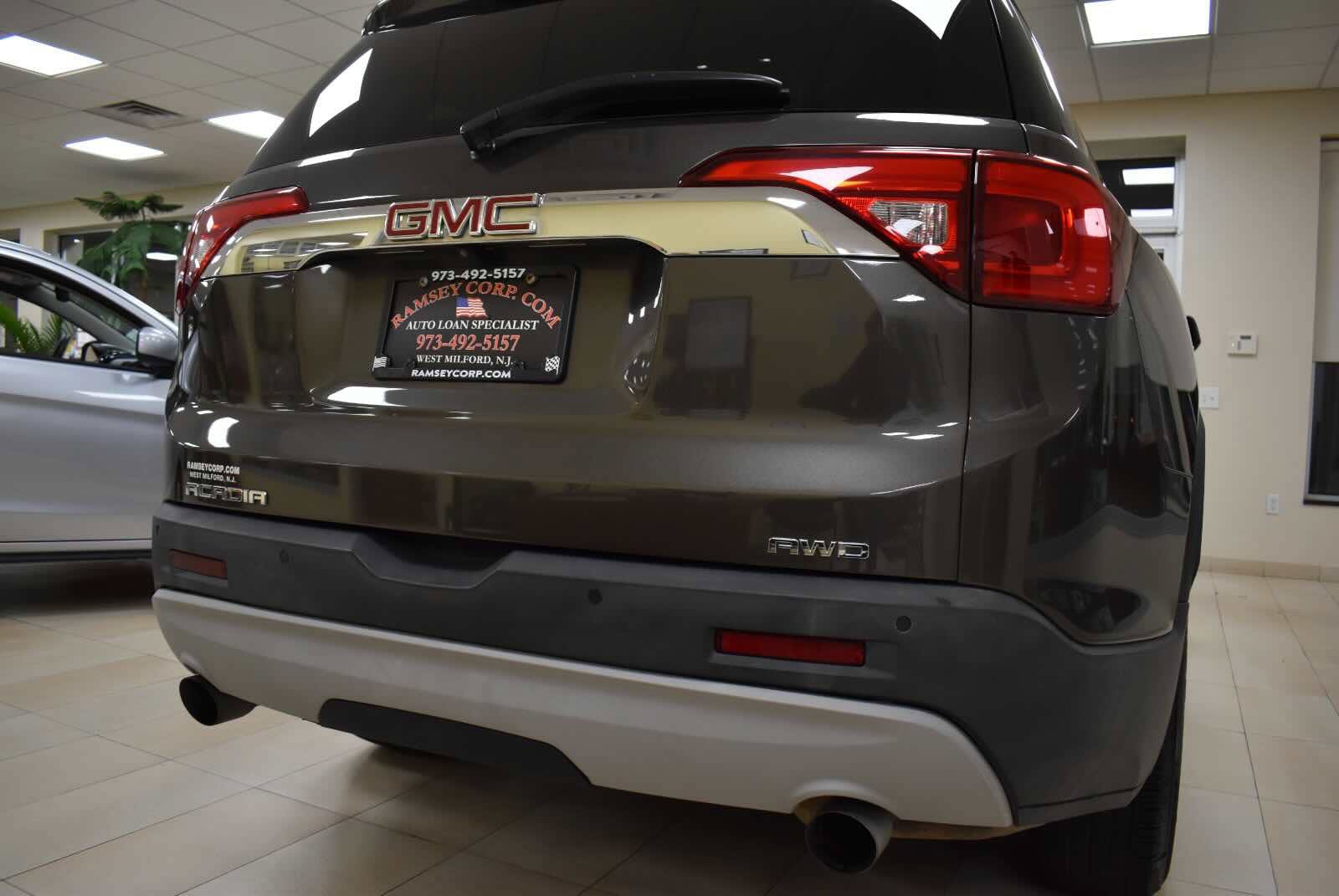 Used 2019 GMC Acadia SLE w/ Driver Alert Package I AWD/4WD image 50