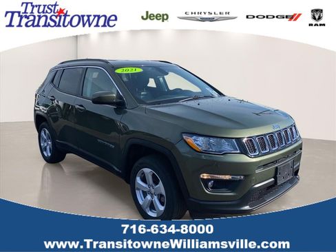 Used 2021 Jeep Compass Latitude w/ Convenience Group AWD/4WD image 1