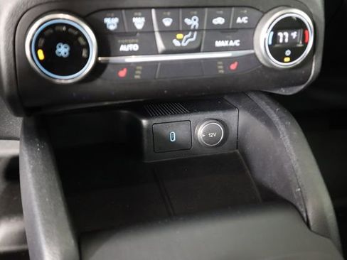 Used 2020 Ford Escape SE image 49