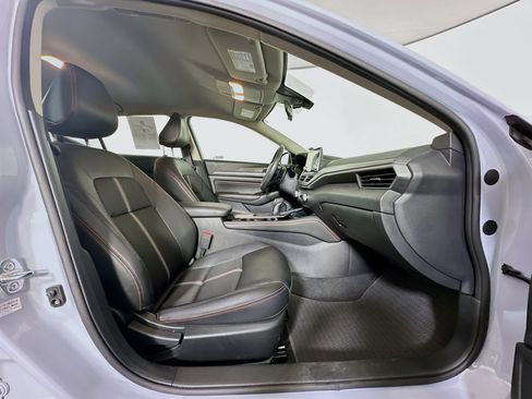 Used 2023 Nissan Altima 2.5 SR FWD image 29