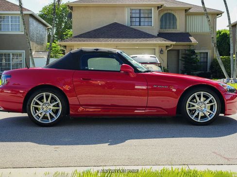 Used 2004 Honda S2000 image 21