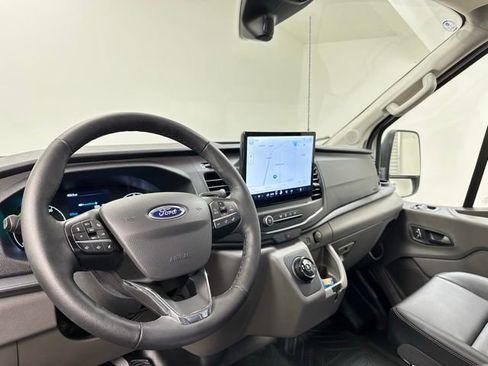 New 2024 Ford E-Transit 148 Medium Roof w/ Load Area Protection Package RWD image 15