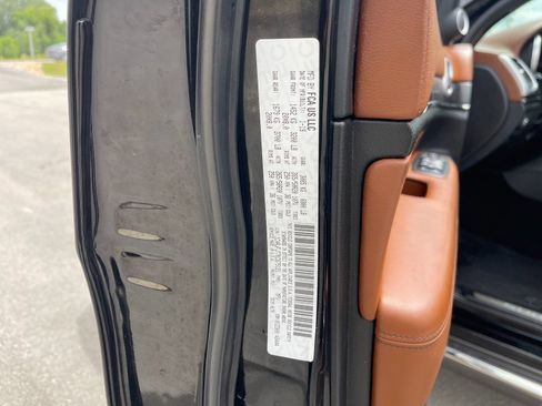 Used 2019 Jeep Grand Cherokee Summit AWD/4WD image 34