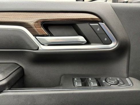 Used 2024 Chevrolet Silverado 2500 LT w/ Convenience Package image 19