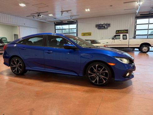 Used 2019 Honda Civic Sport image 7