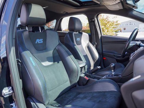 Used 2017 Ford Focus RS image 43